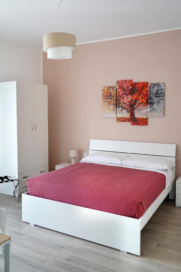 Provenzale Guest Rooms - Locazione Breve Neapel Exterior foto