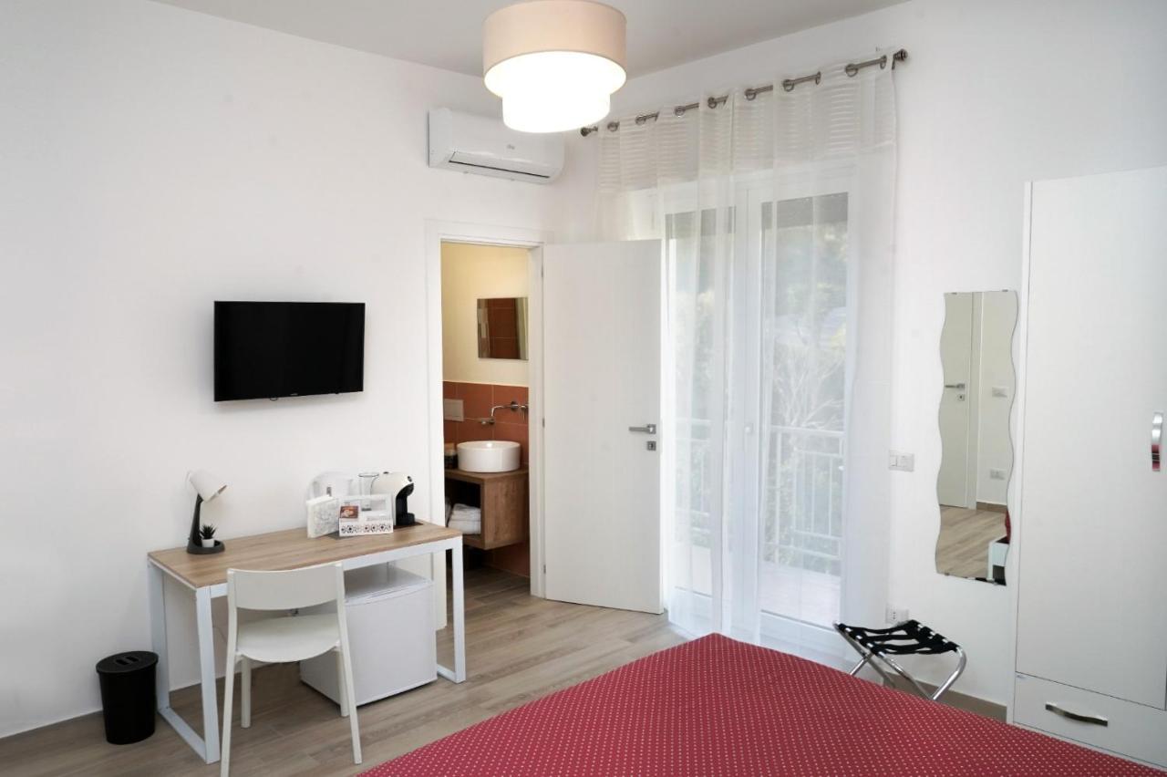 Provenzale Guest Rooms - Locazione Breve Neapel Exterior foto